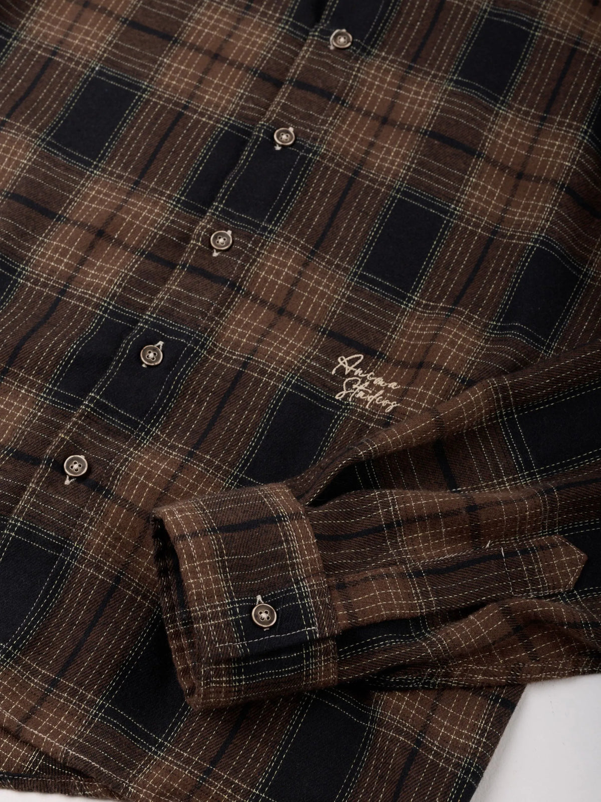 Flannel Shirt Brown Anima Studios, dettaglio della flanella