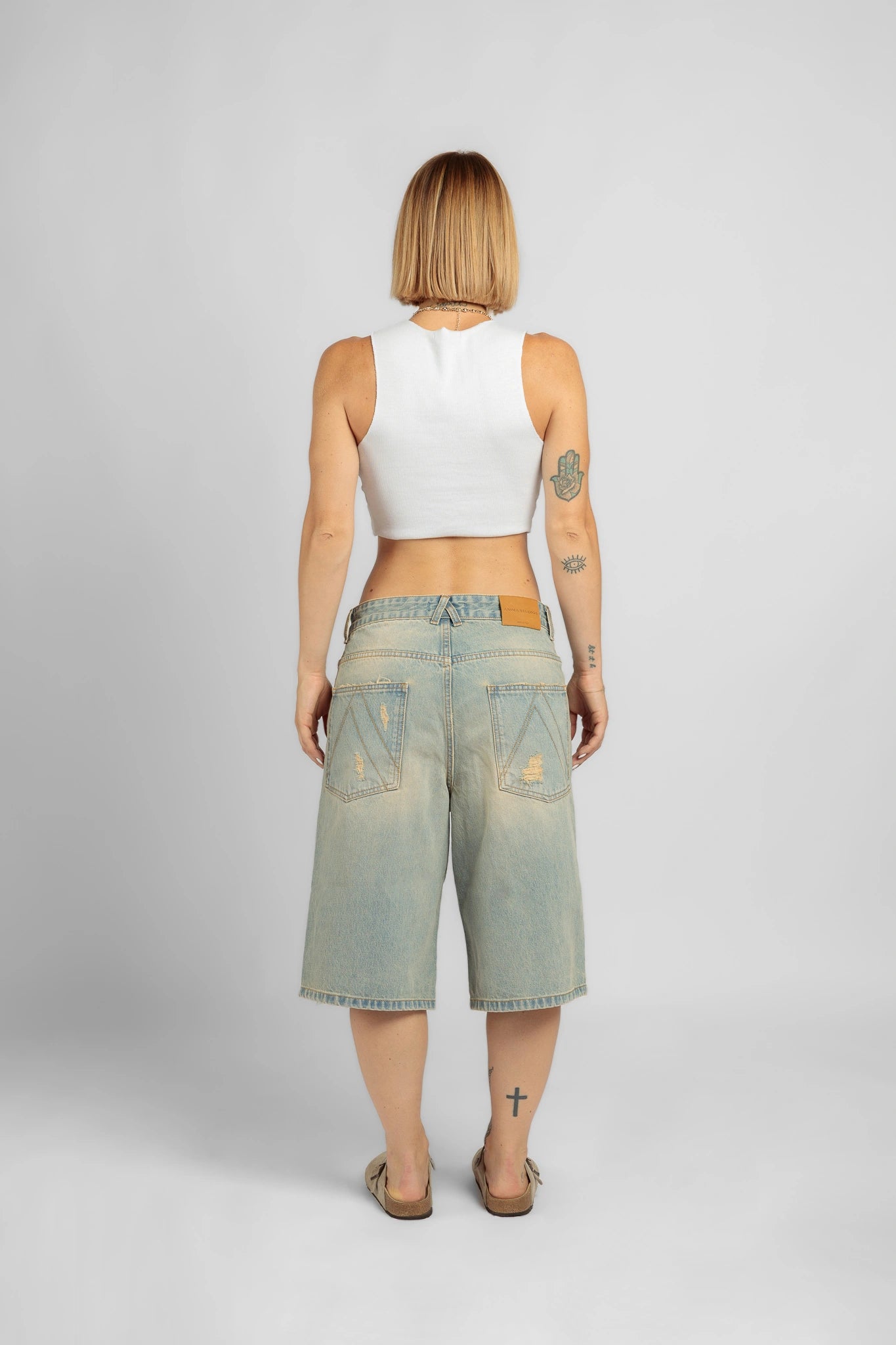 Distressed Denim Blu Shorts